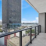 X Lounge IV - High-Rise With Rooftop Pool In Downtown Miami
