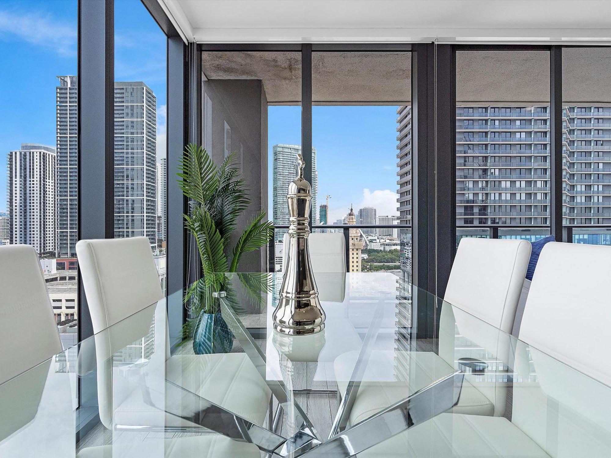 Apartment X Lounge Iv - High-rise With Rooftop Pool In Downtown